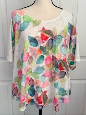 Et’ Lois Women's Watercolor Leaf Short Sleeve Tee - Multicolor large oversized